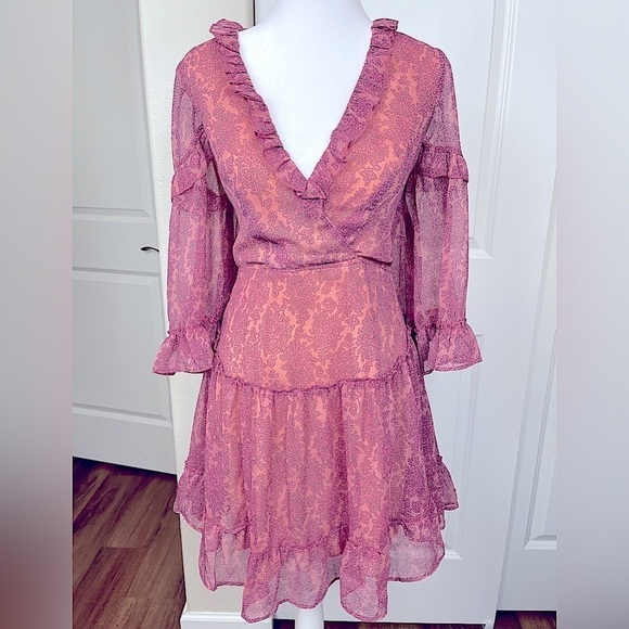 NWT Saints and Secrets pink floral mini dress. Size Medium. - Picture 1 of 9